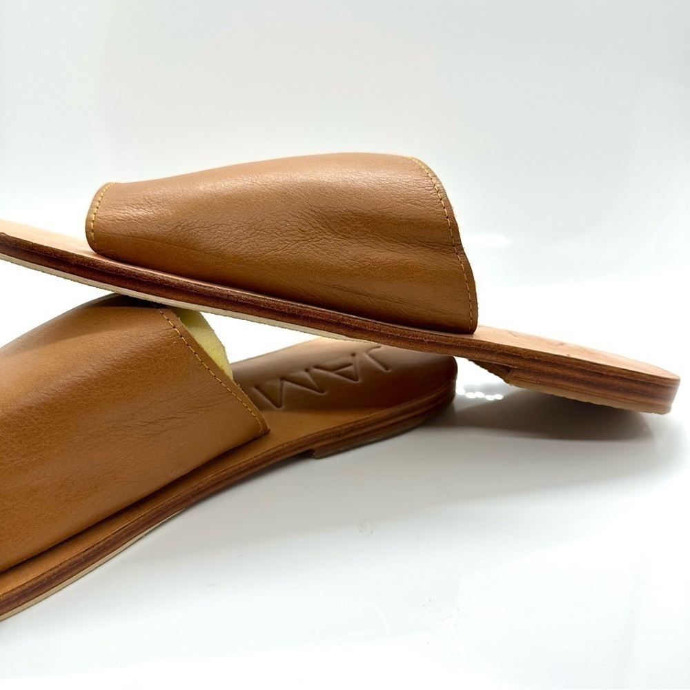 𝅺off Duty Deep Tan Leather Slip on Sandals - Picture 5 of 13
